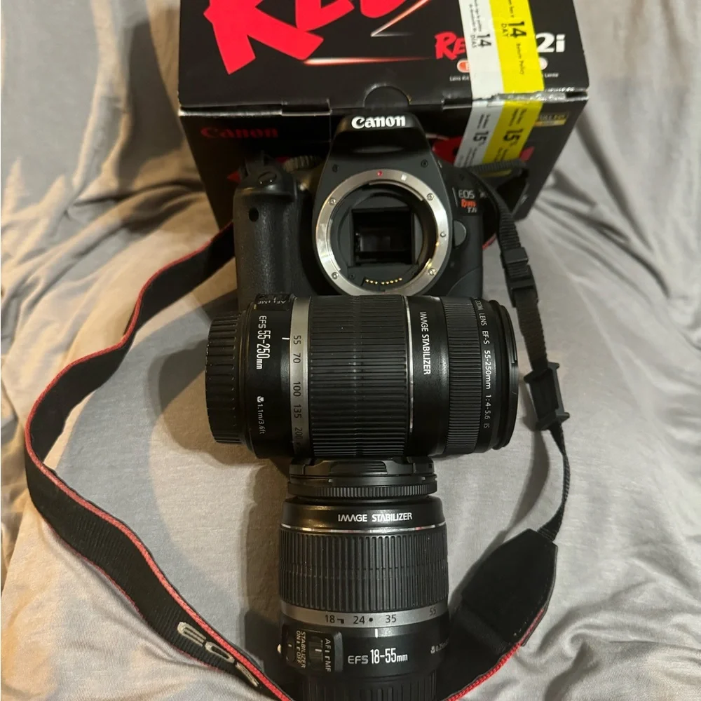 Canon EOS Rebel T2i DSLR Full HD 1080 w/ Two Lenses and So Much More!!